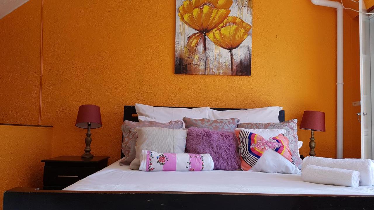 Lolo'S 1Bed Apt-Best Location-2Balconies Harare Ngoại thất bức ảnh